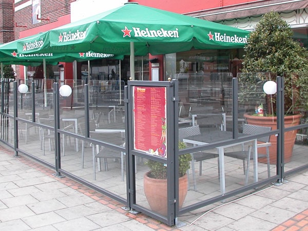 Roma glass windbreaks with modular menu board